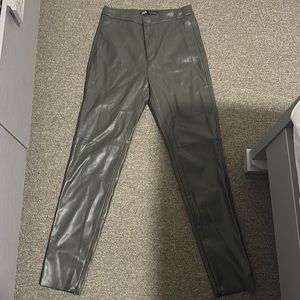 Olive green leather pants from Zara, Size S